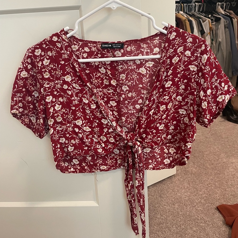 Shein t shirt crop